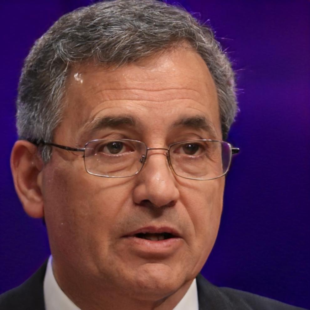 Portrait de Théophile Moreau, Directeur Stratégie Financière chez apuniveralo